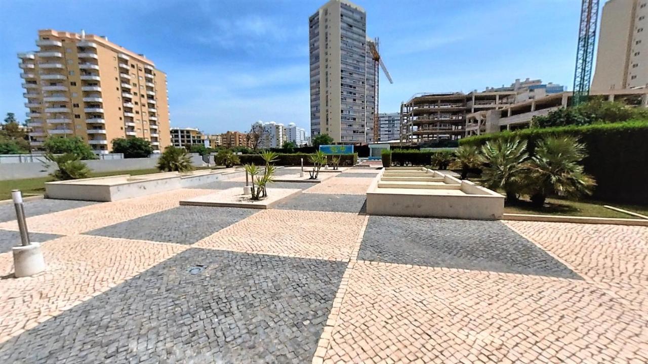 Apartamentos Turisticos Rocha Tower 4 Portimão Dış mekan fotoğraf